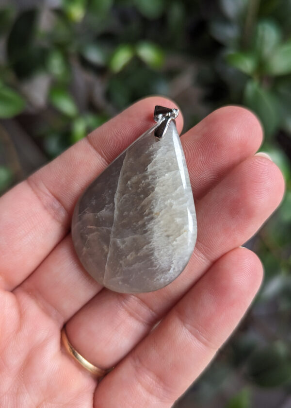 Pendentif Pierre Lune beige C – Image 3
