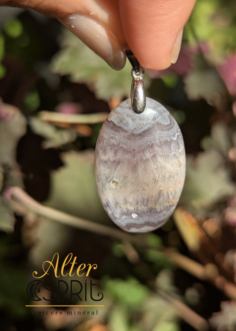 Agate de Chatelperron, France