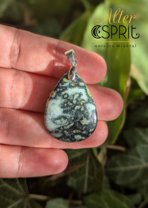 Pendentif Metagabbro, France