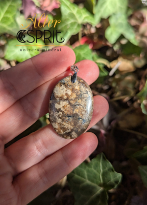 Pendentif Opale Resinite